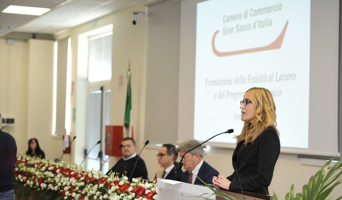 Al via la nuova edizione del Premio Fedeltà al Lavoro e Progresso Economico. Candidature entro il 30 maggio.